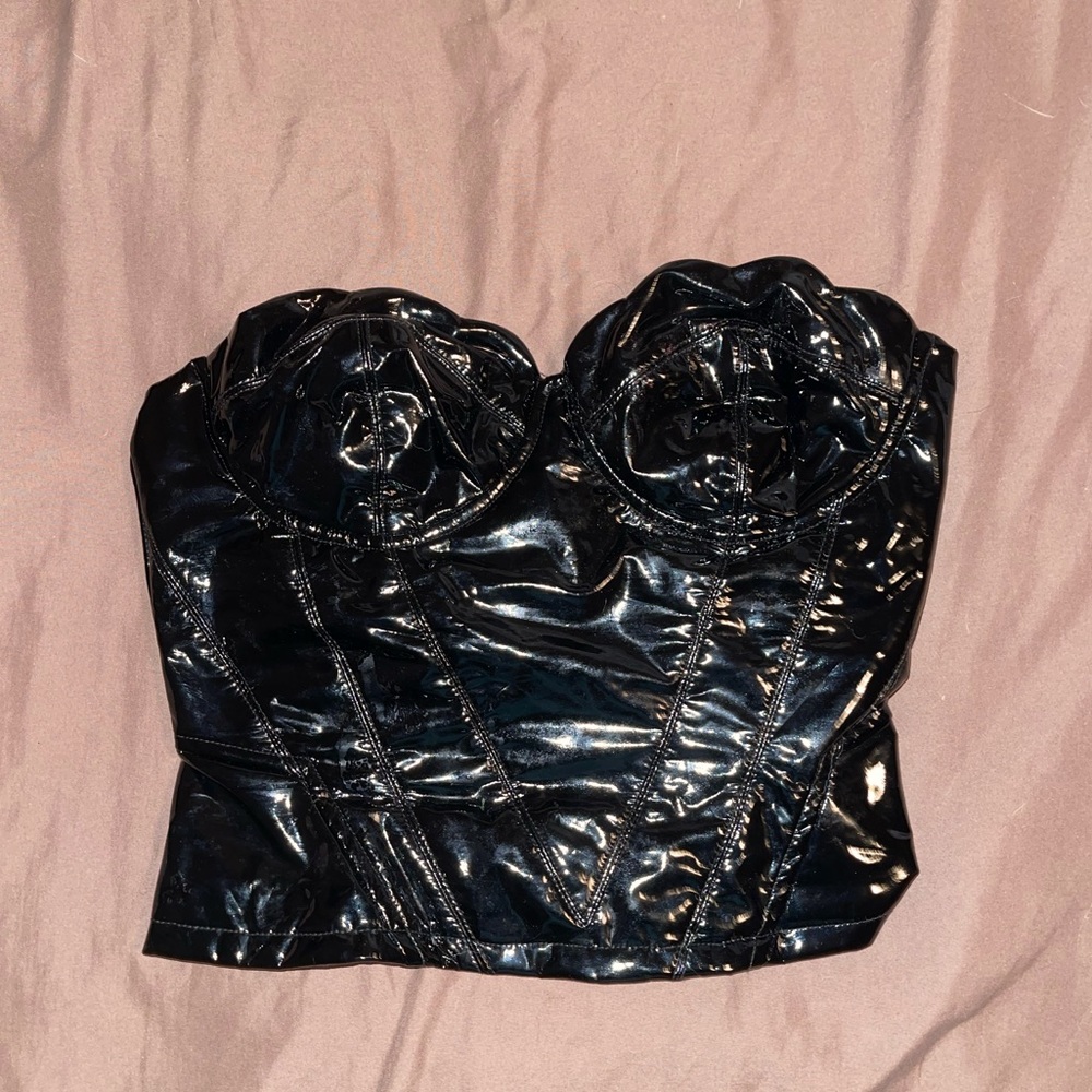 Black shiny corset